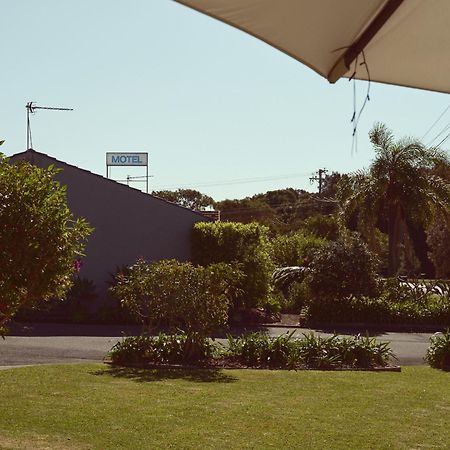 Culburra Beach Motel Exterior photo