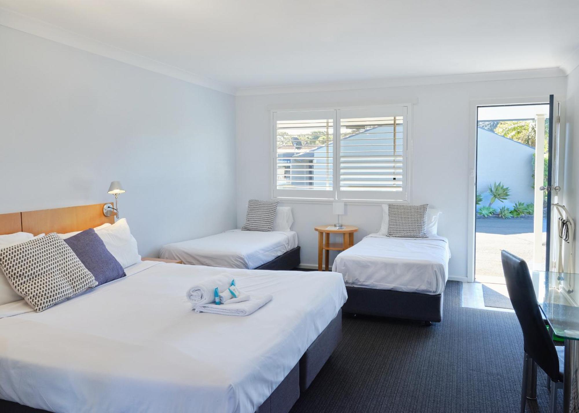 Culburra Beach Motel Exterior photo